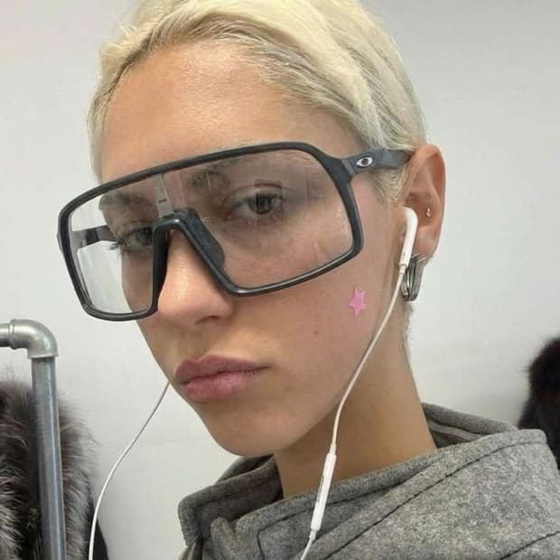 오클리 수트로 아시안핏 변색 렌즈선글라스