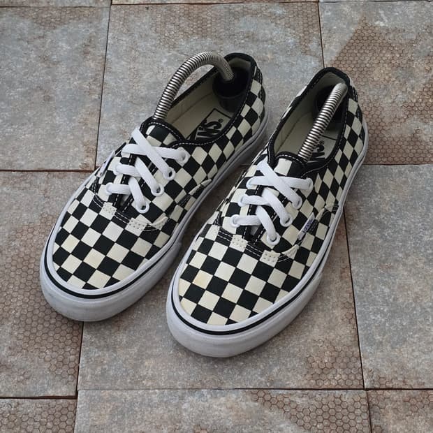 (235)반스 어센틱 체커보드 