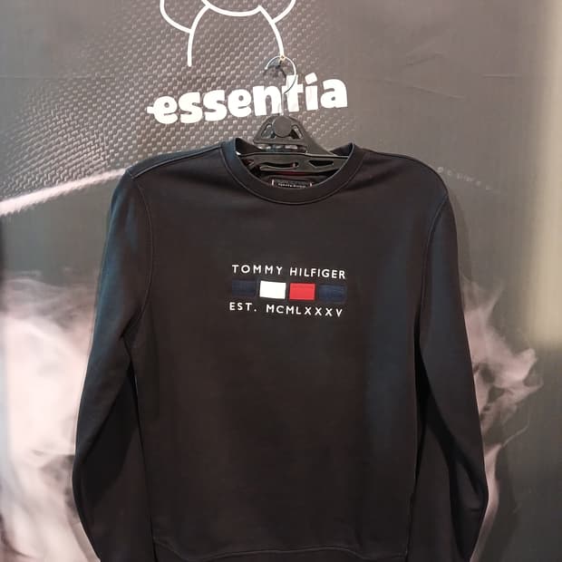 타미힐피거 스웻셔츠 맨투맨