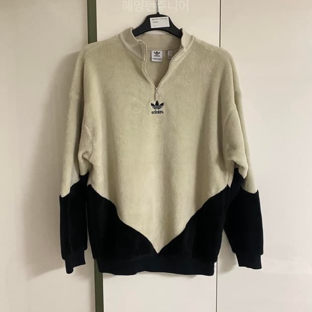 아디다스 콜로라도 스웨터
