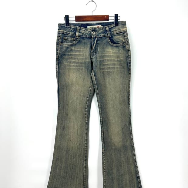 [DIESEL] 디젤 워싱 부츠컷 데님팬츠