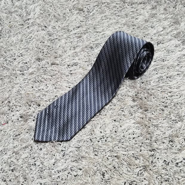 Chanel 사선 패턴 넥타이 Free - N61