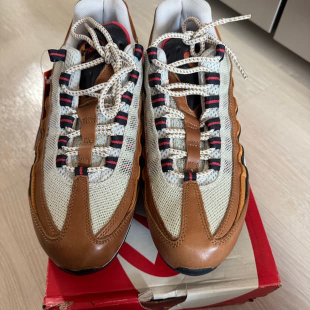 맥스 95 이스케이프 마스야드맛 260사이즈 새제품 718731 200