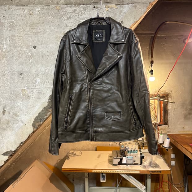 ZARA 에코 레더 라펠 칼라넥 라이더