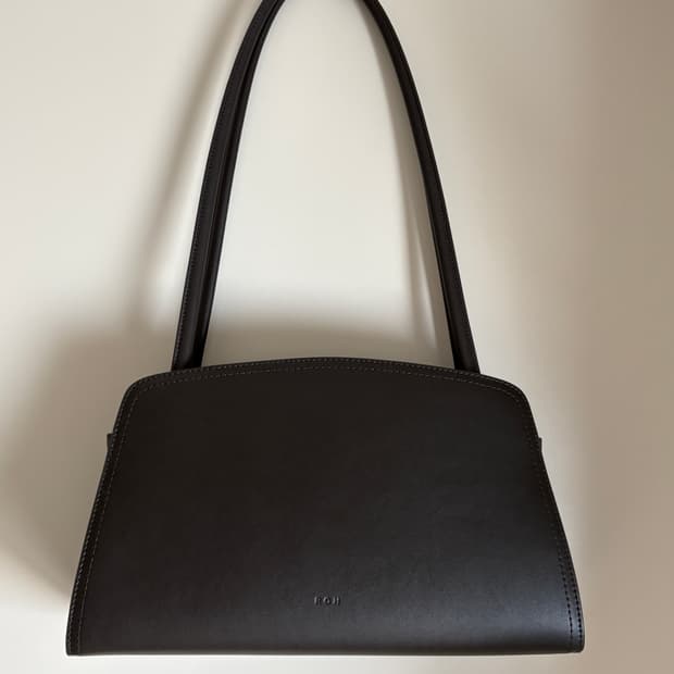 로서울 타코 숄더백 umber (다크브라운)