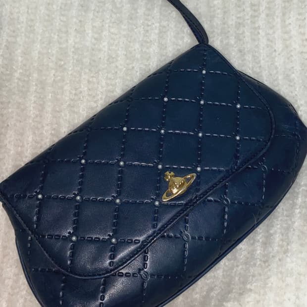 비비안웨스트우드 네이비 미니 크로스백 숄더백