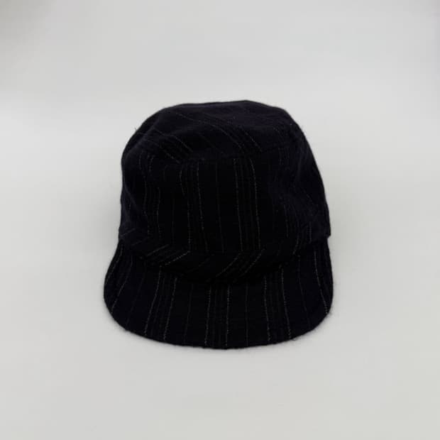 꼼데가르송 옴므 스트리이프 울 마린 캡