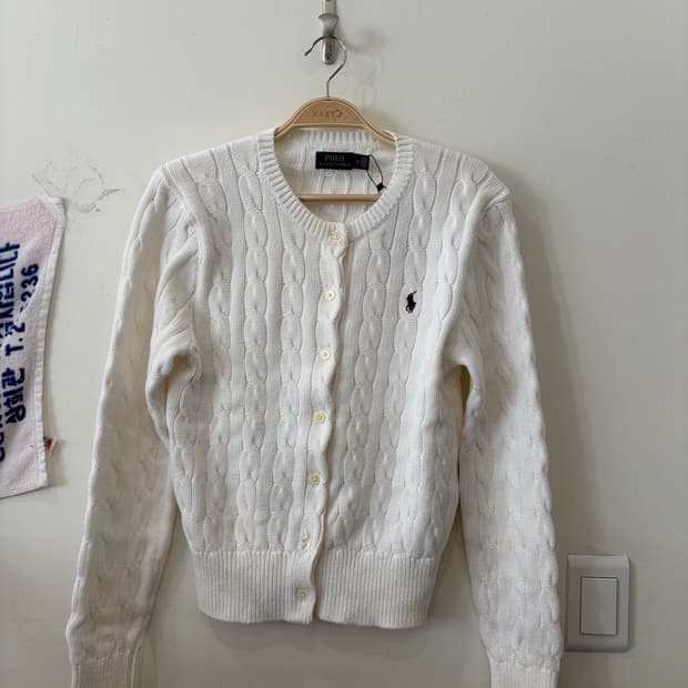 106. 폴로 가디건