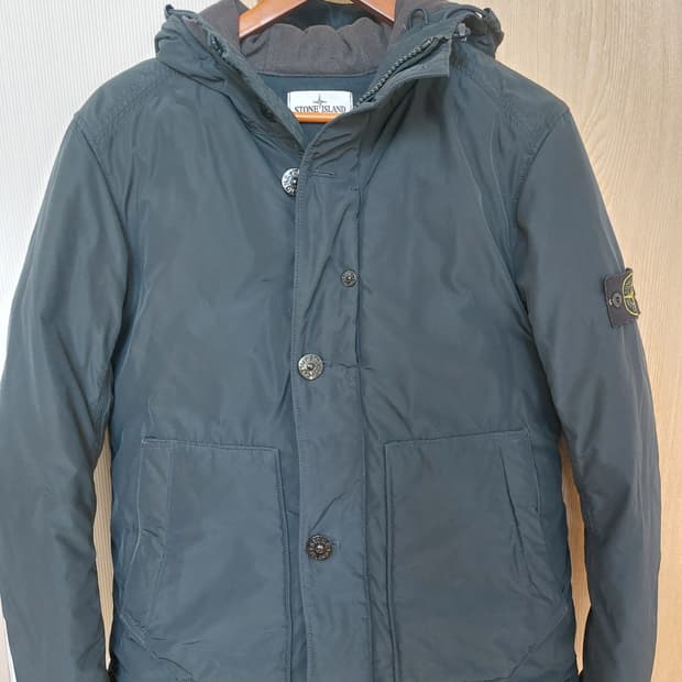 (택포)스톤아일랜드 마이크로랩스 다운패딩 M사이즈