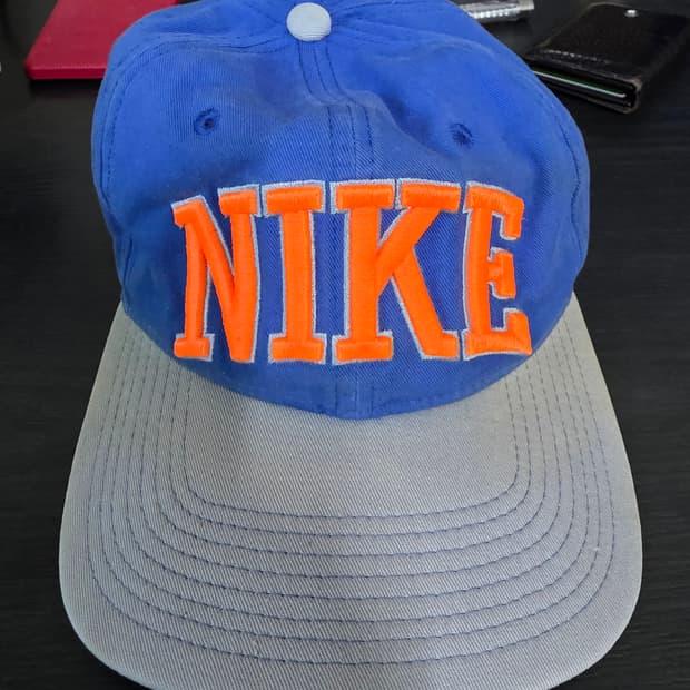 나이키 파/회색 볼캡