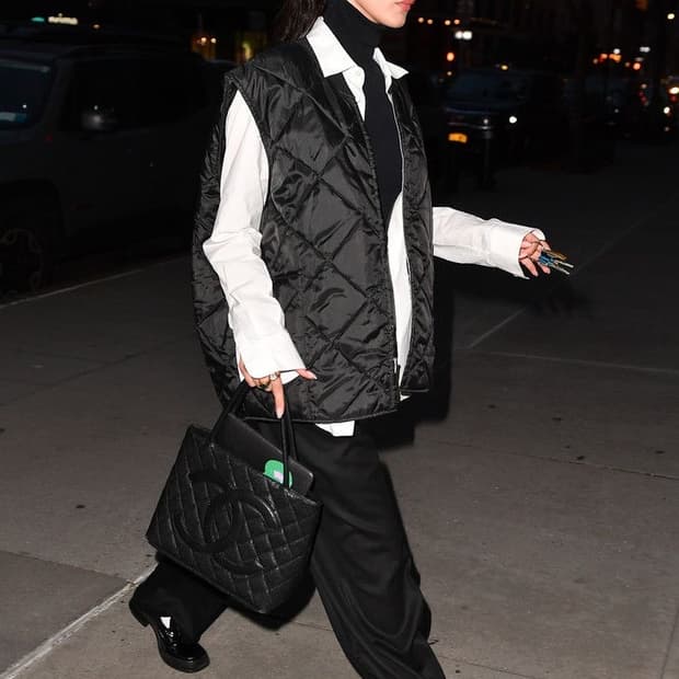 Chanel 샤넬 메달리온 토트백 / 코인백