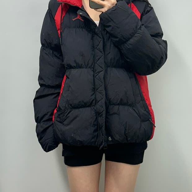 조던 에센셜 나일론 푸퍼 다운 패딩 자켓