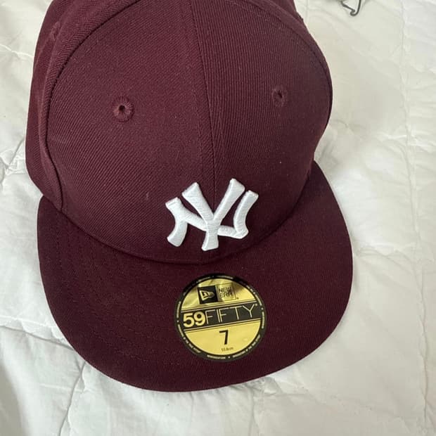 뉴에라 뉴욕 양키스 피티드 캡