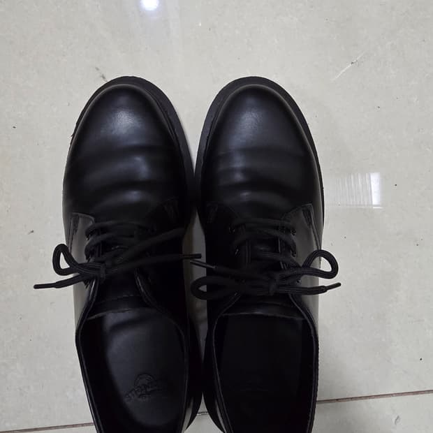 닥터마틴 1461 모노 UK7 (260) 판매합니다