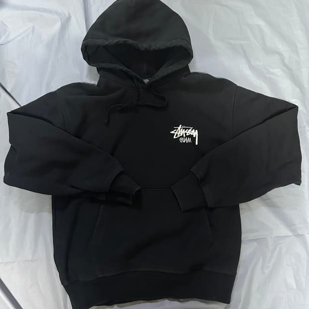 스투시 괌 후드티 블랙