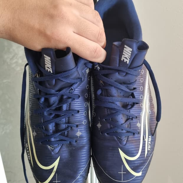 나이키 머큐리얼 베이퍼 13 프로 풋살화 축구화 270