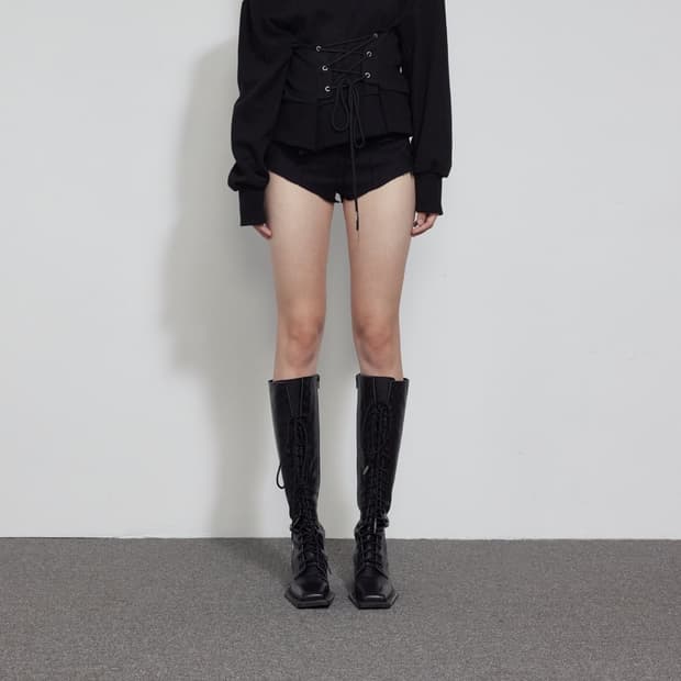 보헤미안서울 코르셋 스웻셔츠 블랙