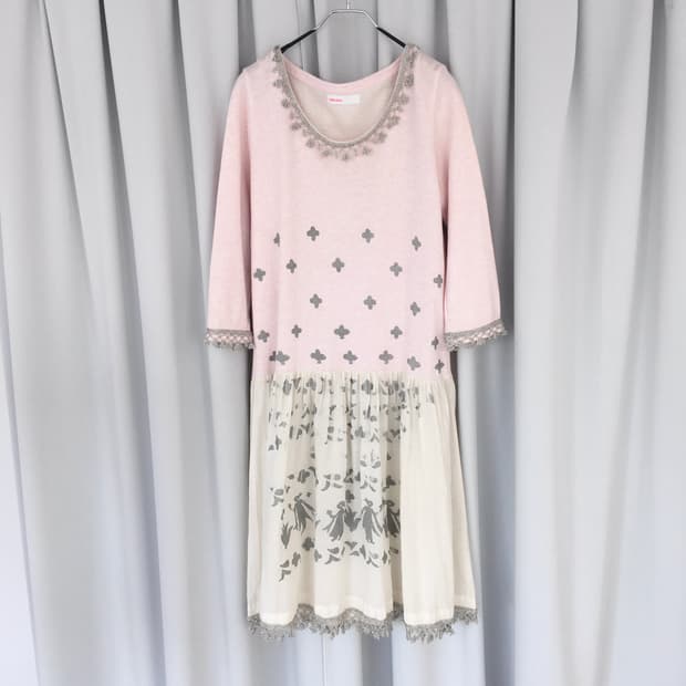 Nenet Romantic Motif Dress