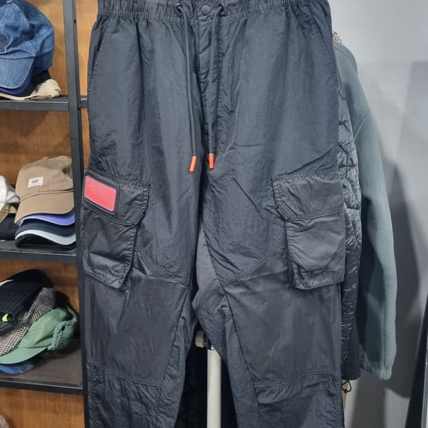 nike) 23엔지니어드 (조던) 카고 조거 우븐팬츠 30~32추천