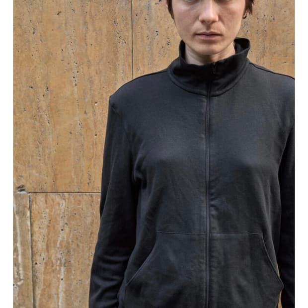 머듈 넥집업 블랙