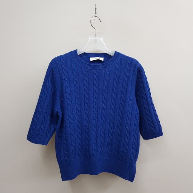 구호플러스 2022 하프슬리브 꽈배기 니트 2사이즈