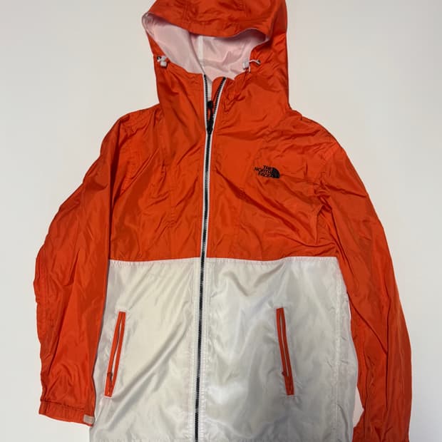여성 노스페이스 컬러 블록 가벼운 나일론 후드 바람막이 S