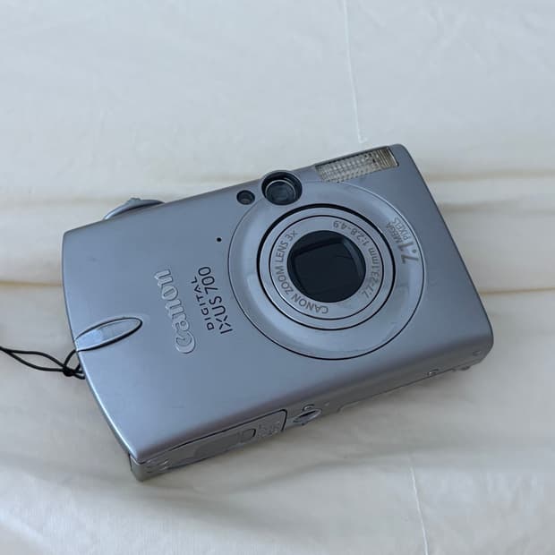 캐논 익서스 700 IXUS700