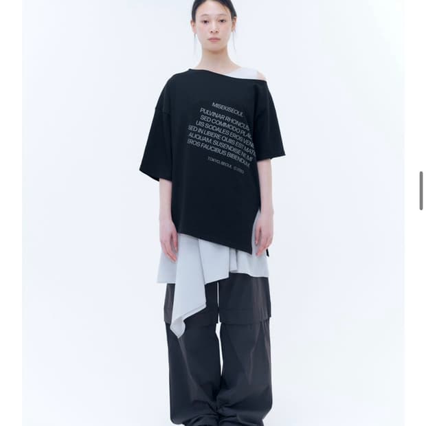 미세키서울 Unbalanced sleeves black 원숄더 반팔