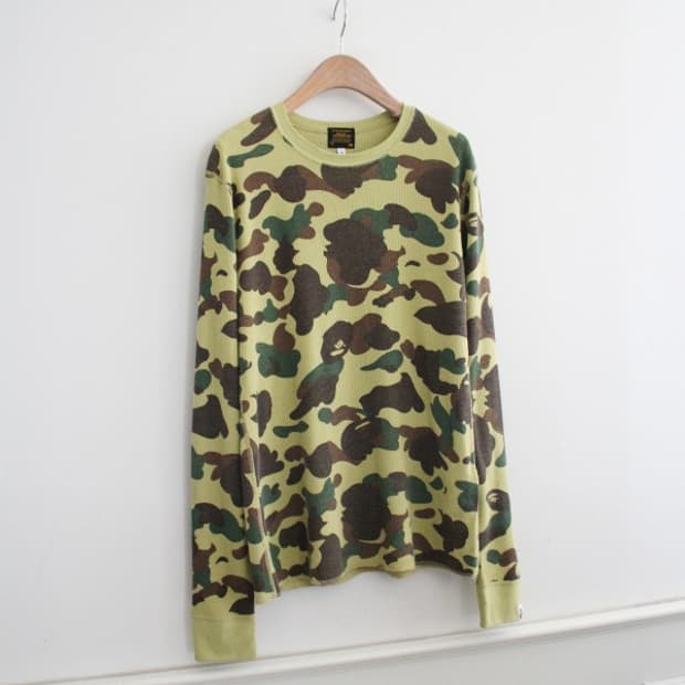 A BATHING APE

