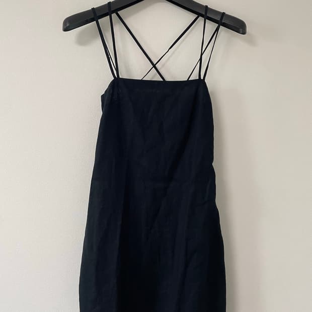 H&M 블랙 린넨 미니원피스