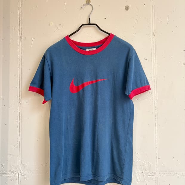 90's NIKE t-shirt