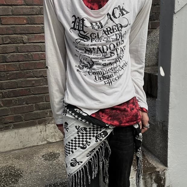 *rare* 아카이브 00s 펑크 레이어드 레터링 롱슬리브