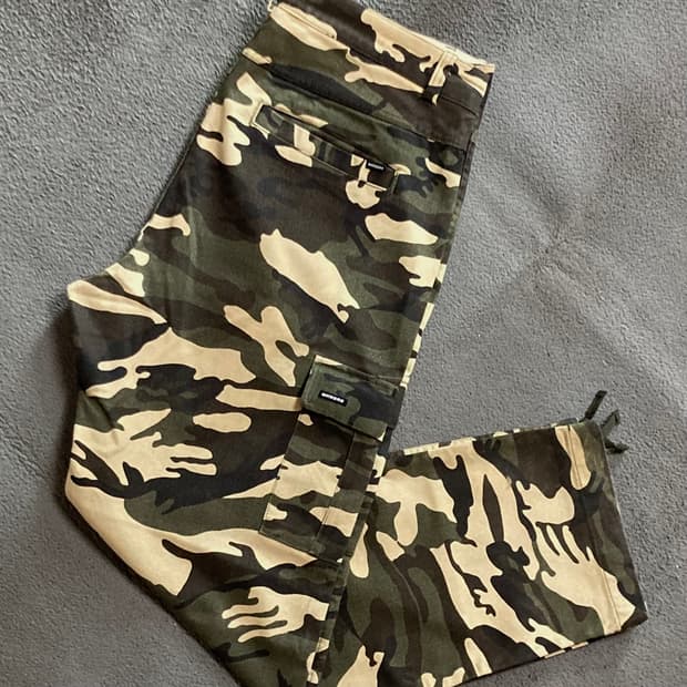 위캔더스 카모플라주 카고팬츠 SIZE L