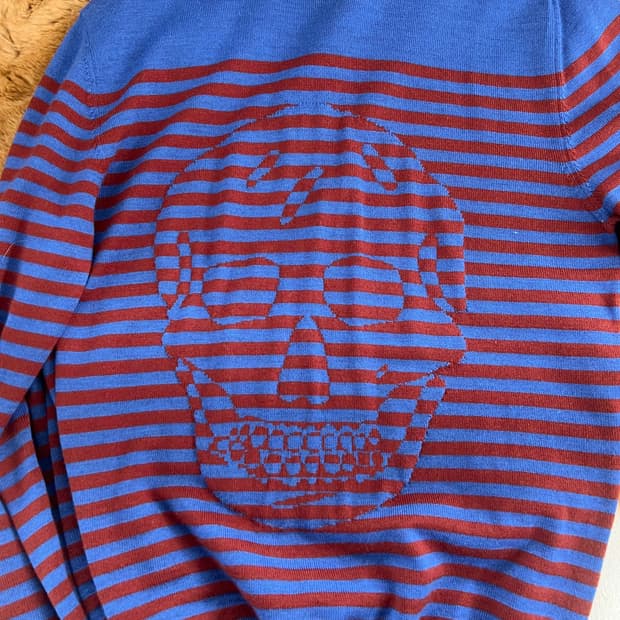 알렉산더 맥퀸 니트