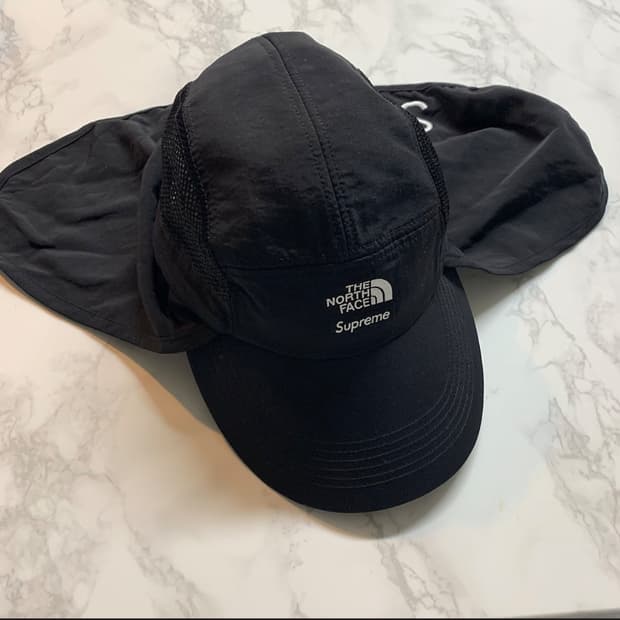 슈프림 노스페이스 선쉴드 모자 판매