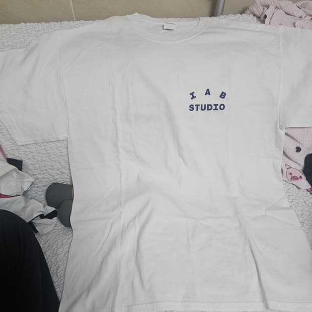 길단 아이앱 스튜디오 흰색 반팔 L