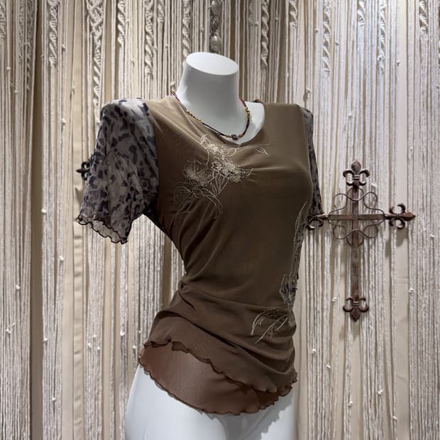 Leopard Embroidered Layered Top 0025