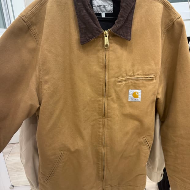 칼하트 WIP 디트로이트 자켓