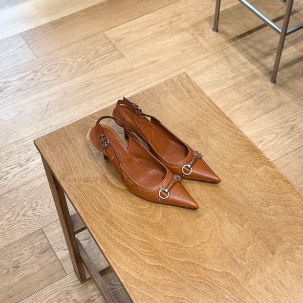 크리스찬 디올 브라운 슬링백 힐