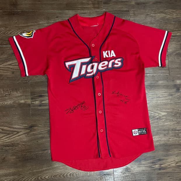 KIA 기아타이거즈 김선빈 친필사인 올드 유니폼