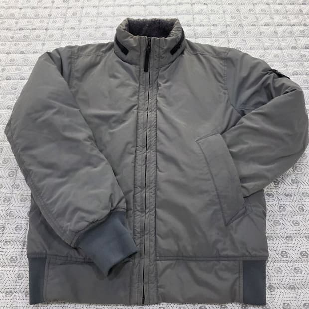 정품 스톤아일랜드 마이크로랩스 경량 패딩 자켓 95