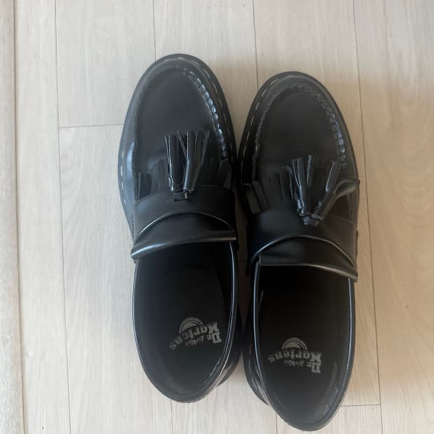 닥터마틴 아드리안