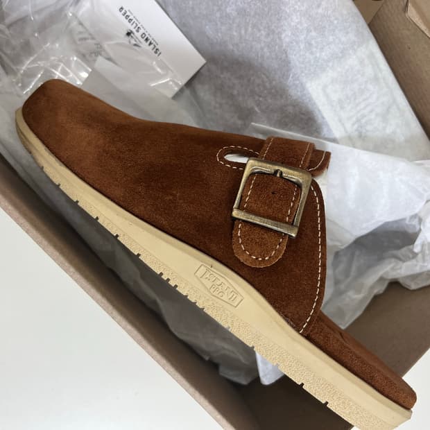 26ss 아일랜드 슬리퍼 피넛 스웨이드/250