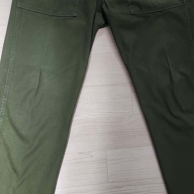 단톤 퍼티그 팬츠(올리브 그린)