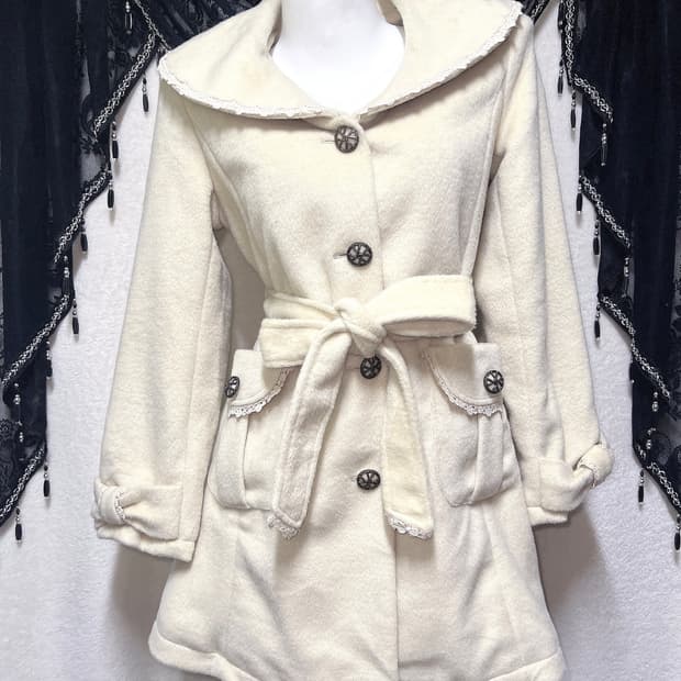엑시즈팜 라떼갸루 로맨틱 로걀 베이지 레이스 리본 벨트 코트 자켓 핀터