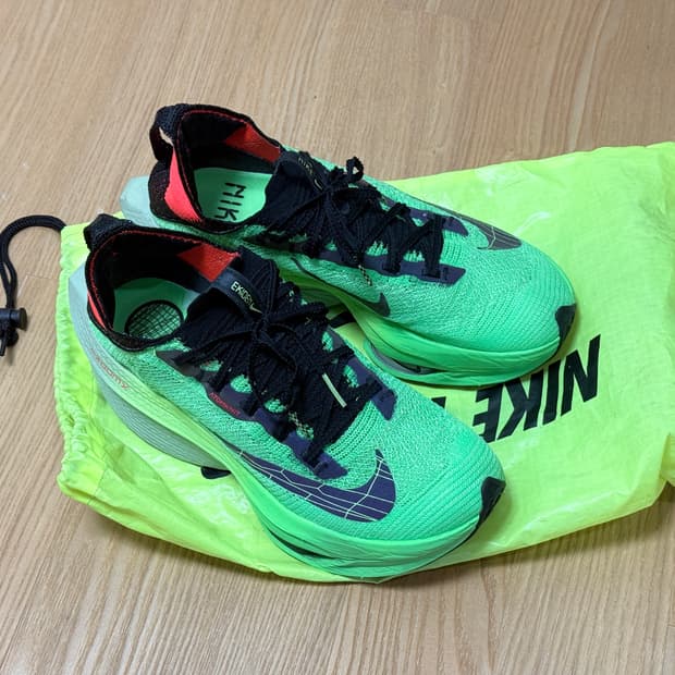 나이키 알파플라이2 에키덴 275사이즈