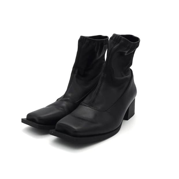 [36,240]ISSEYMIYAKE 이세이미야케 유나이티드누드 레더 부츠