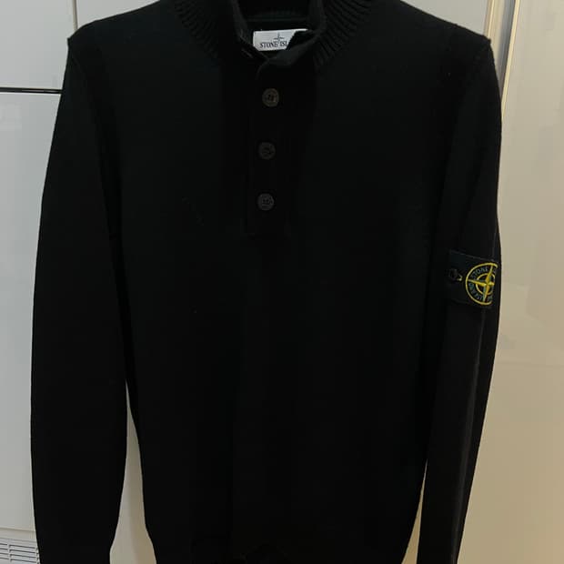 23fw 스톤아일랜드 반집업니트 L (새상품급)