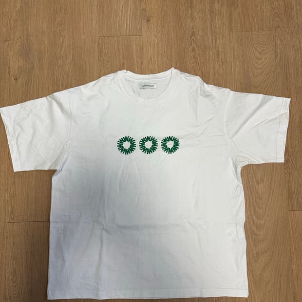 999휴머니티 반팔티