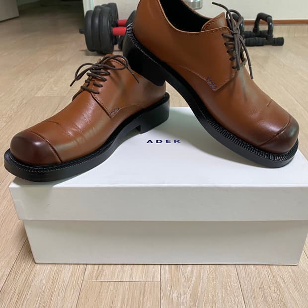 아더에러 커브 더비 브라운 250 (40)
